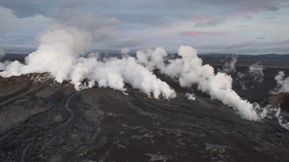 Bárðarbunga Briefly Burbles With A Midnight Fissure Eruption
